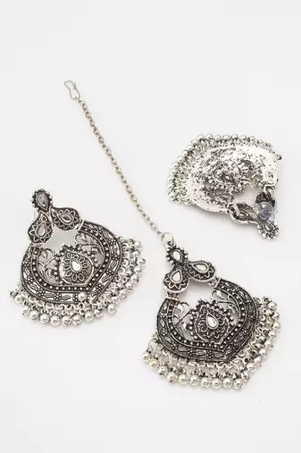 oxidized silver chandbali pendant necklace set with long chain and earrings