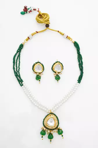 gold plated green beaded necklace set