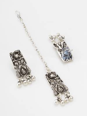 navratri special oxidized silver broad choker necklace set with ghungroo fringe, earrings and maang tikka 3