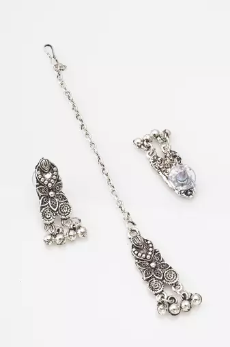 oxidized silver choker necklace set with peacock feather, ghungroo drops, earrings and maang tikka