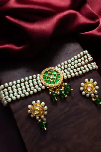 gold plated green white choker set