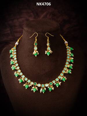 green beaded kundan necklace set 5