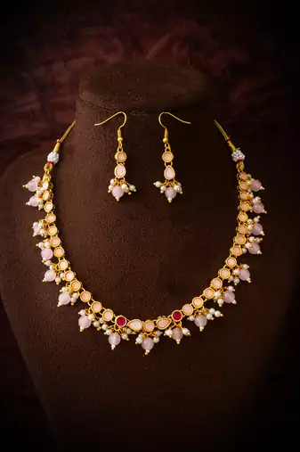 gold plated peach stone choker set
