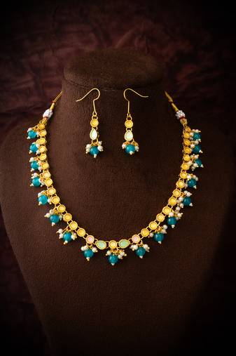 gold plated green beaded necklace set