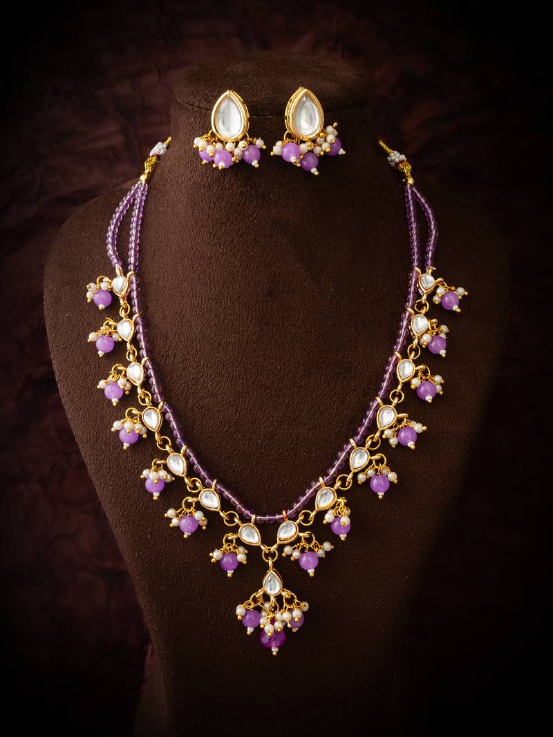 gold plated lavender kundan choker set