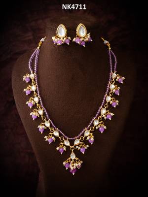 gold plated lavender kundan choker set 1