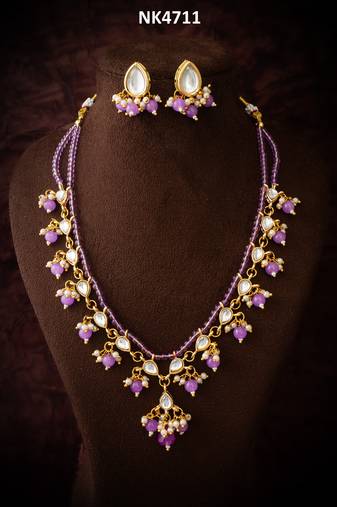 gold plated lavender kundan choker set
