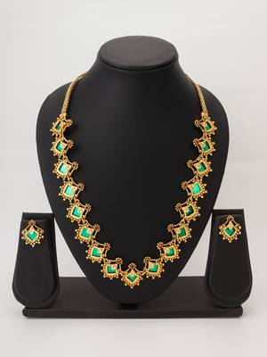 antique long necklace set 1