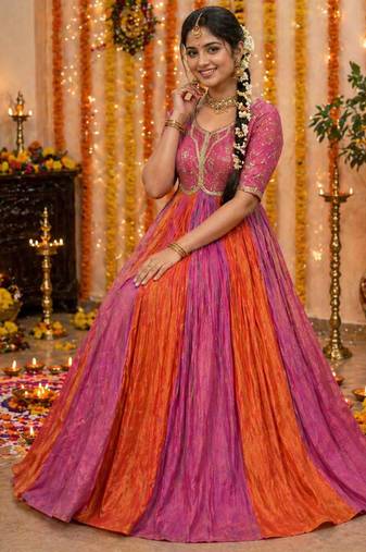 Pink silk blend embroidered gown set