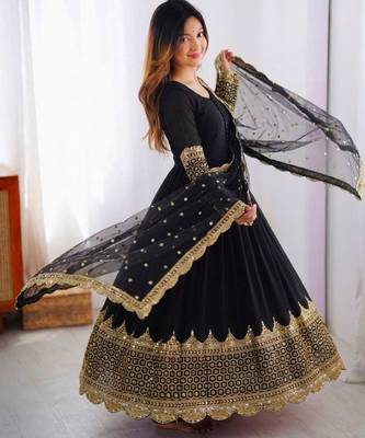 Black faux georgette embroidered gown set 3