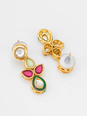 gold plated teardrop kundan necklace 3