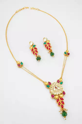 leaf pattern kundan necklace set