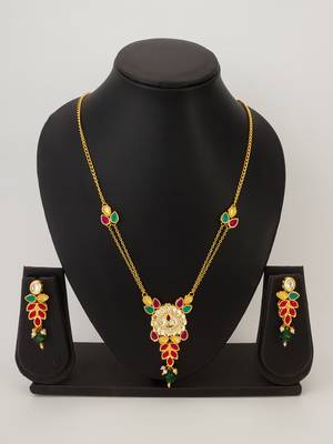 leaf pattern kundan necklace set 4