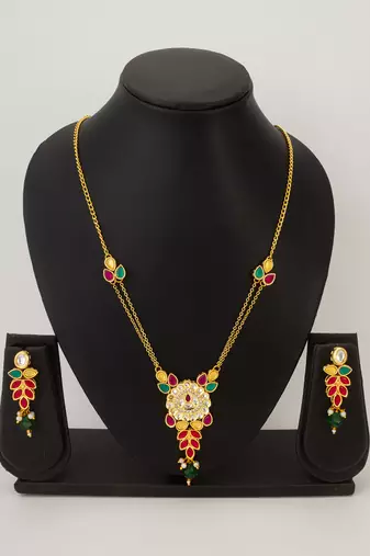 leaf pattern kundan necklace set