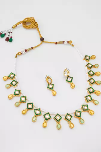 pearl green kundan necklace