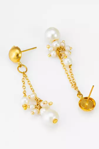 layered white pearl necklace set