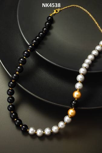 black grey pearl necklace