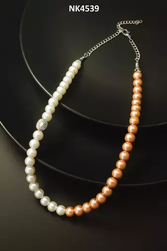 white peach pearl necklace