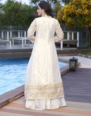 Off White Chinon Stitched Top With lehenga and Dupatta Full Sleeve Embroidered Lehenga Set 2