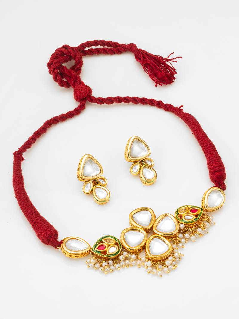 elegant kundan choker set
