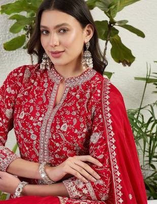 Saahmriga Red Chinon Stitched Top With lehenga and Dupatta 3/4 Sleeve Embroidered Lehenga Set 3