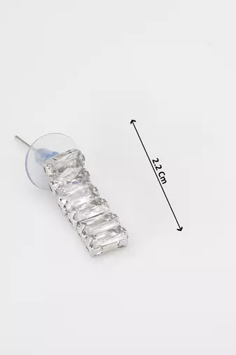 contemporary ad necklace set