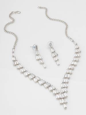 layered baguette ad necklace set 2