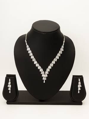 layered baguette ad necklace set 1