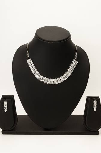 classic baguette ad necklace set