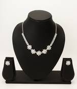 floral motif ad necklace set