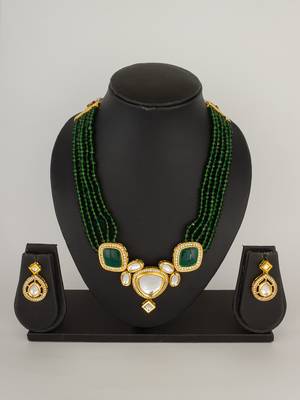 green beaded kundan necklace set 1