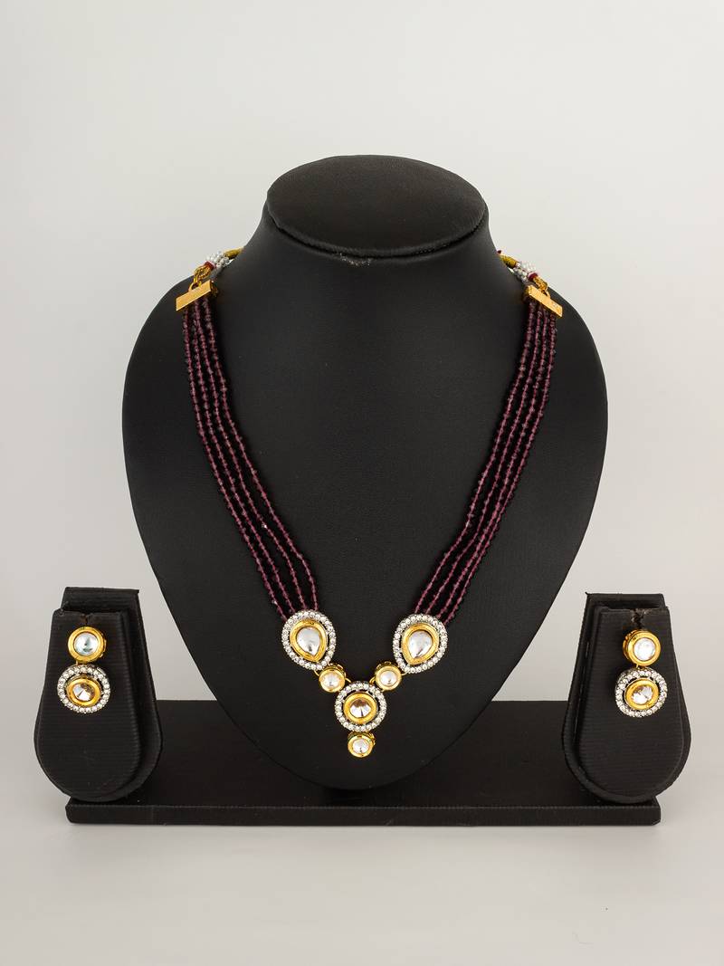 maroon beaded kundan necklace set