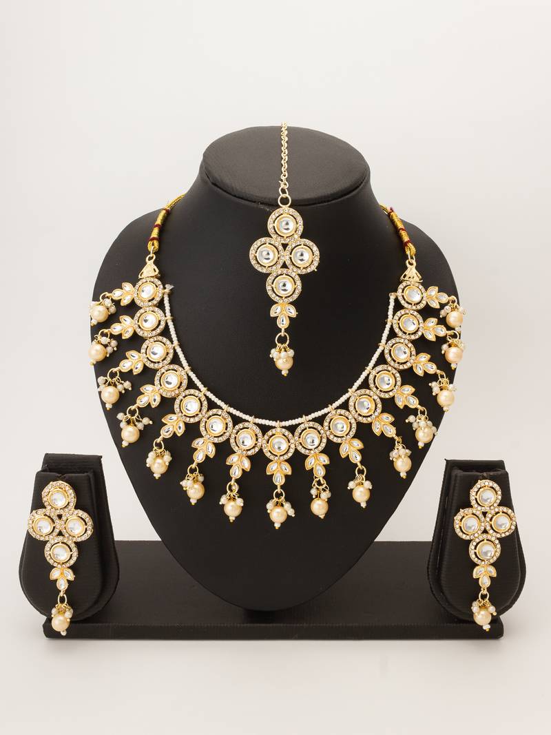 pearl kundan choker set
