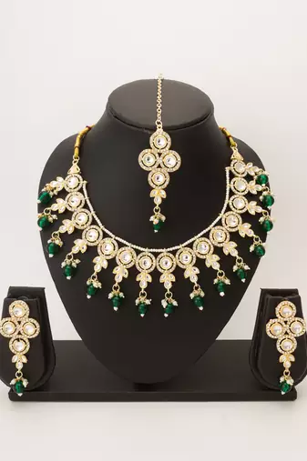 green beaded kundan choker set