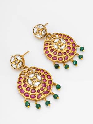 gold toned floral pendant set 3