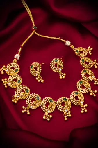 designer leaf motif necklace set
