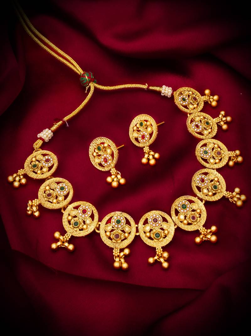antique gold tone necklace set