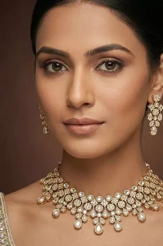 Gold finish jadau necklace set