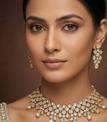Gold finish jadau necklace set