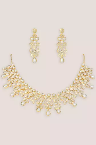 Gold finish jadau necklace set