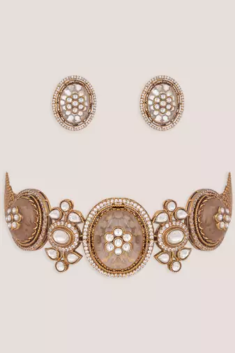 Gold finish kundan choker set