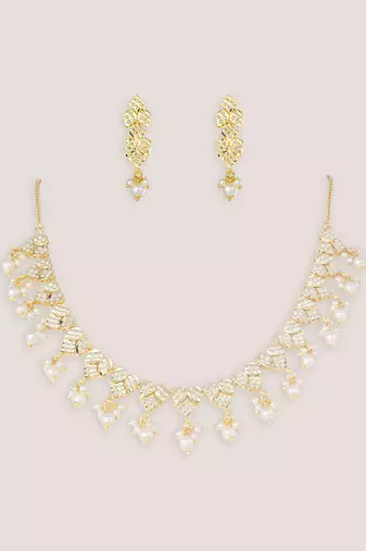 Gold finish jadau necklace set