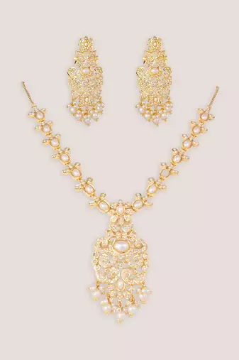 Gold finish jadau necklace set