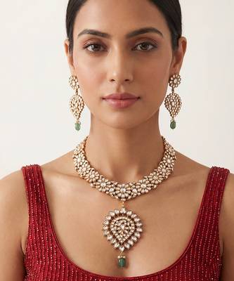 Gold finish kundan necklace set 1