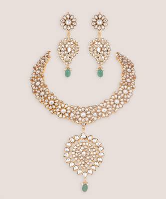 Gold finish kundan necklace set 2