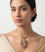 Gold plated sleek collar necklace with multicolor kundan pendant