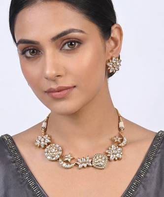 Gold finish kundan necklace set 1