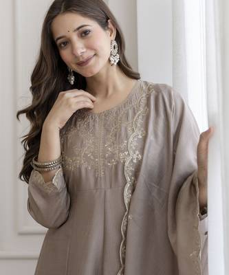 cream vichitra silk blend sequins embroidered kurta set with dupatta 4