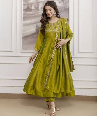 parrot green vichitra silk blend sequins embroidered kurta set with dupatta 1