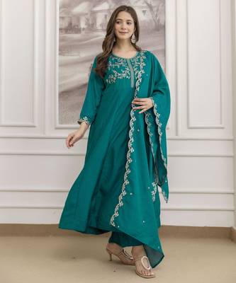 mint green vichitra silk blend sequins embroidered kurta set with dupatta 3